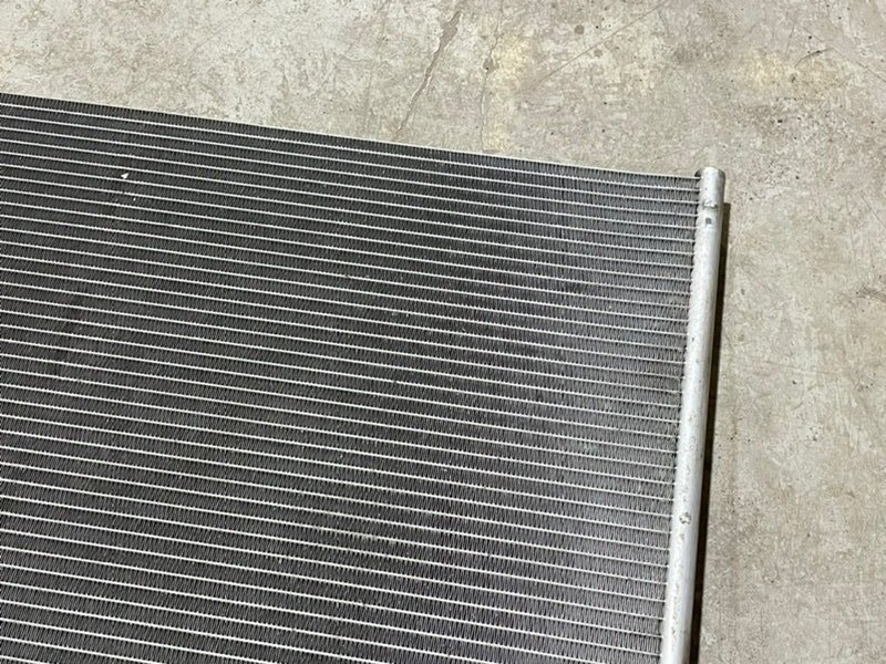 Радиатор кондиционера / конденсер