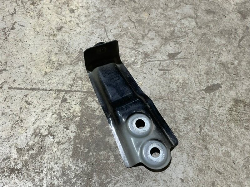 Кронштейн крепления крыла