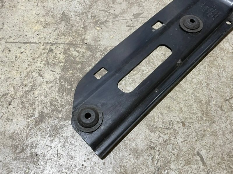 Кронштейн радиатора