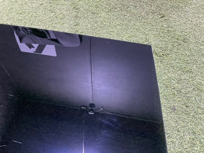 Стекло двери задней правой