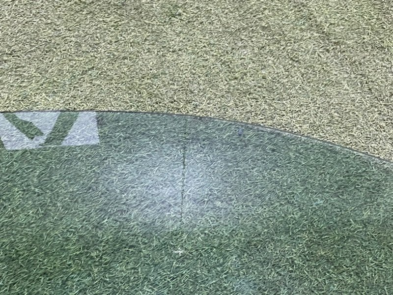 Стекло двери передней правой