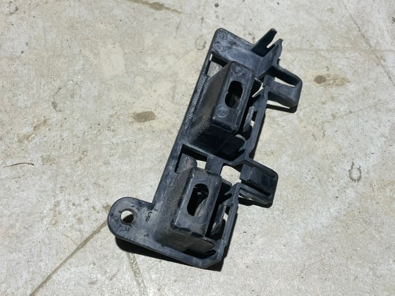 Кронштейн крепления крыла