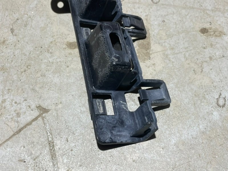 Кронштейн крепления крыла