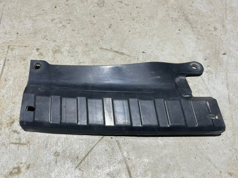 Кронштейн заднего бампера левый