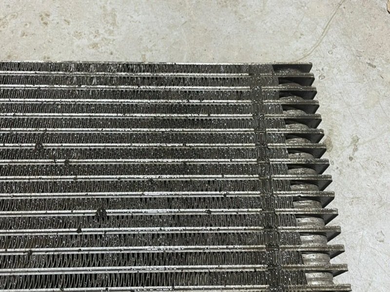 Радиатор охлаждения двигателя дополнительный