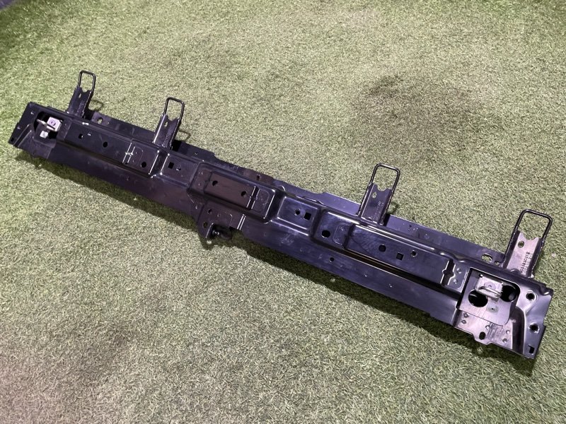 Кронштейн сиденья