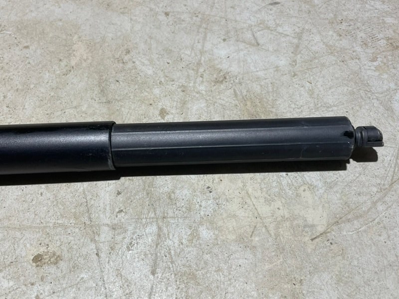 Амортизатор двери багажника