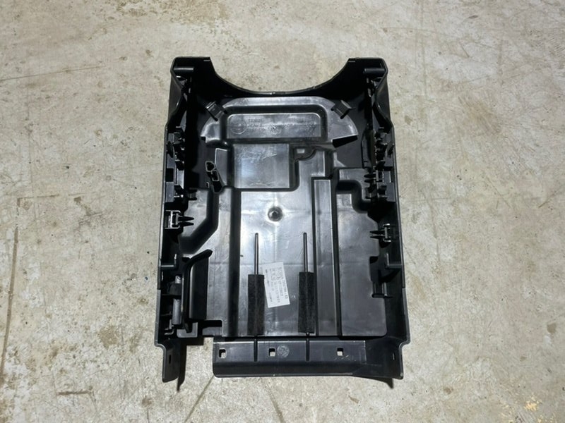 Кожух рулевой колонки