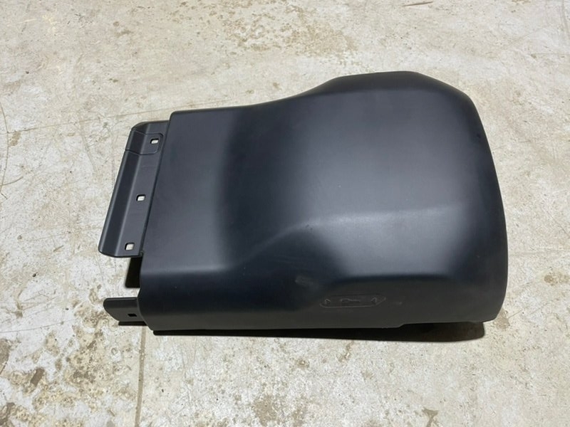 Кожух рулевой колонки