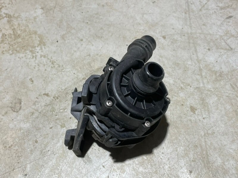 Насос электрический (доп.помпа)