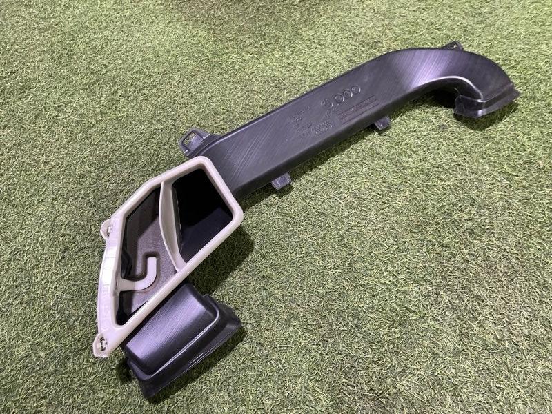 Дефлектор воздушный