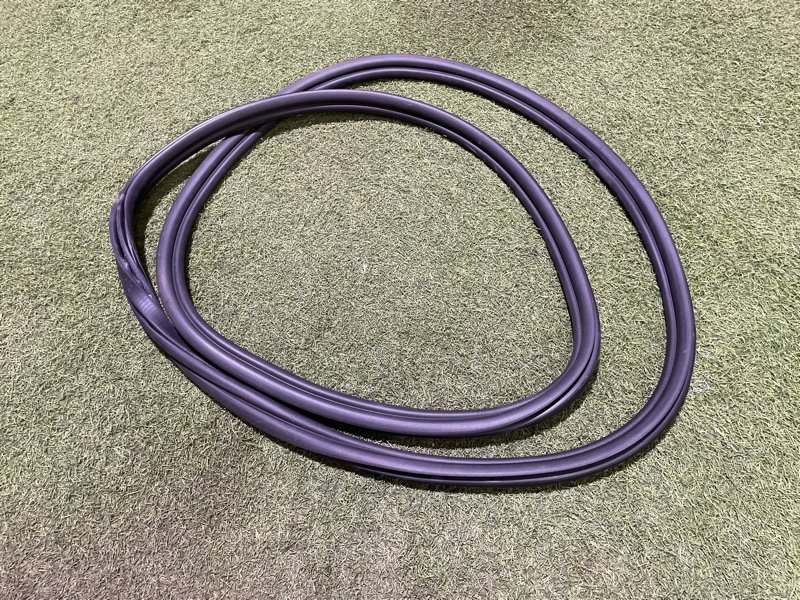 Уплотнитель двери