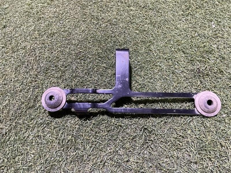 Кронштейн радиатора