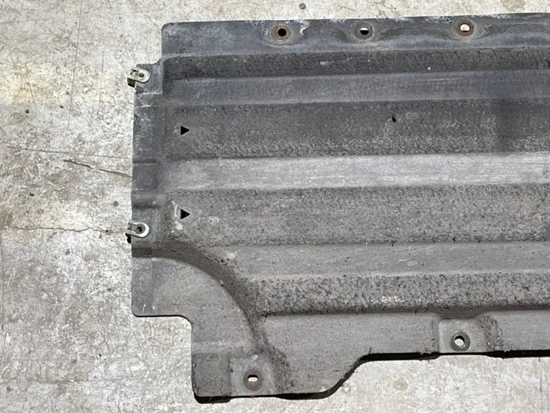 Защита антигравийная