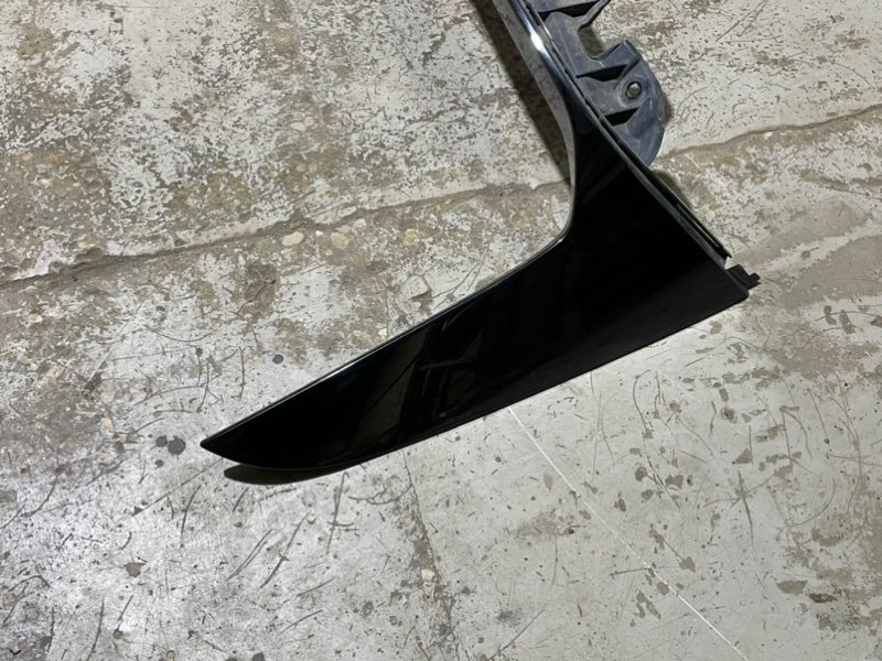 Спойлер переднего бампера