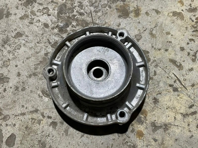 Опора переднего амортизатора