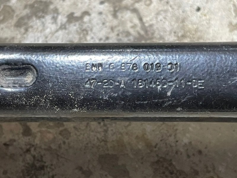 Рычаг задний правый