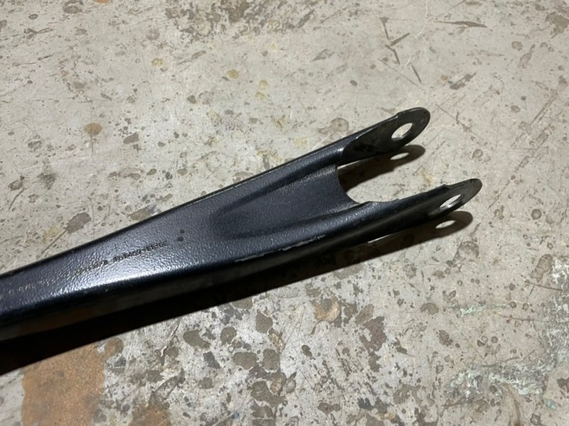 Рычаг задний