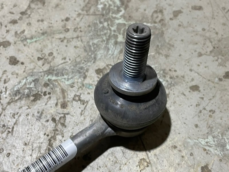 Стойка заднего стабилизатора