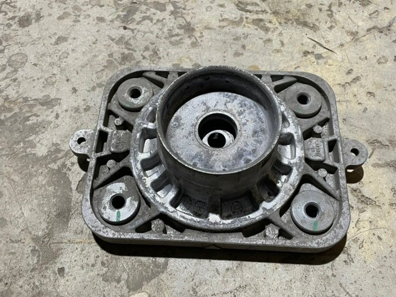 Опора переднего амортизатора