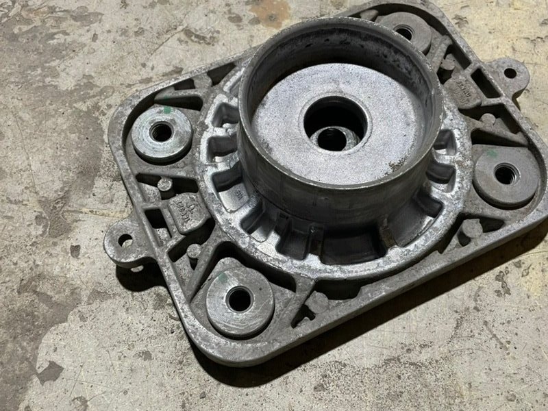 Опора переднего амортизатора