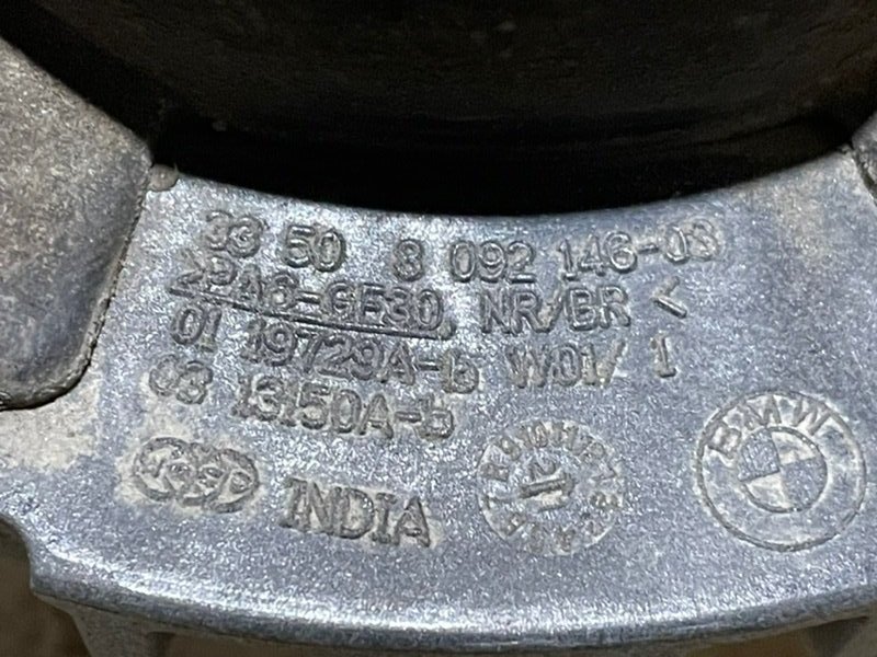 Опора задней пружины верхняя