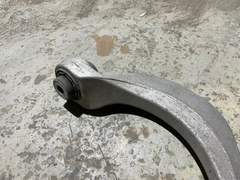 Рычаг задний правый