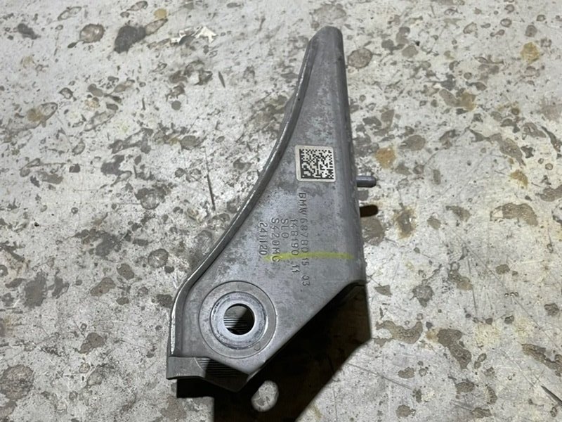 Кронштейн задней балки