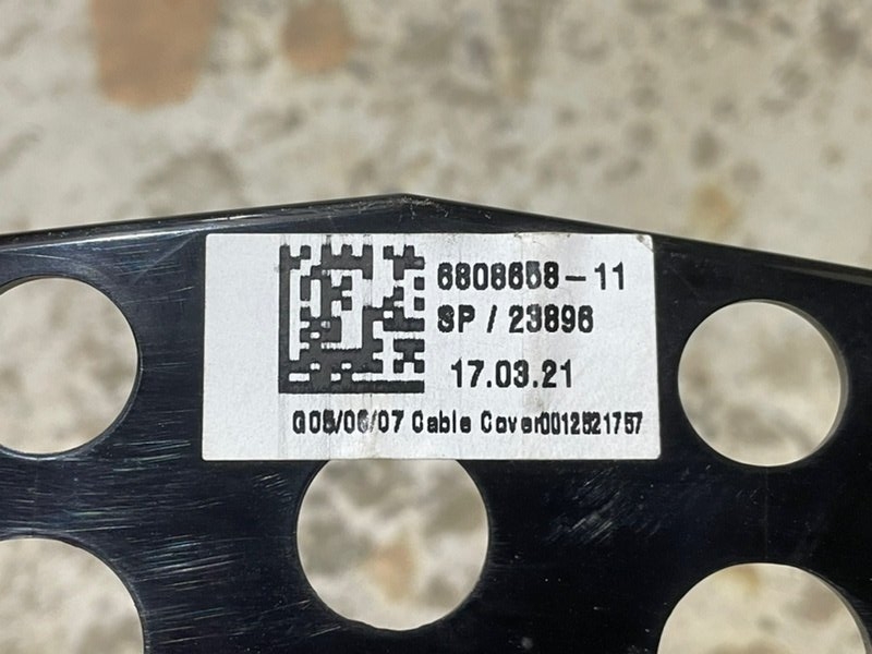 Кронштейн крепления торпедо