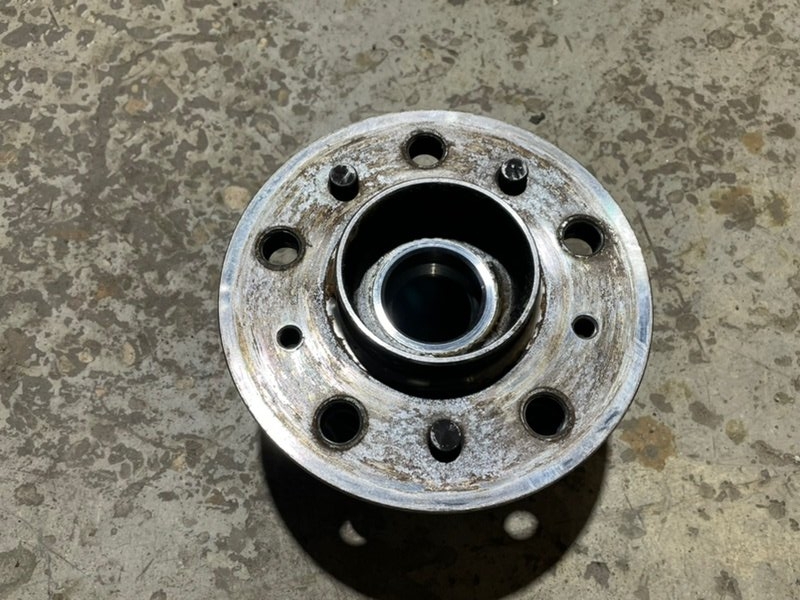 Ступица передняя