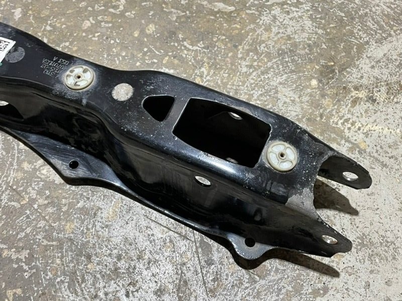 Рычаг задний