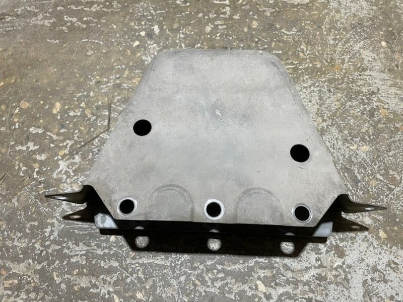 Кронштейн (сопут. товар)