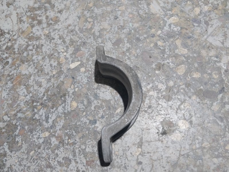 Кронштейн усилителя переднего бампера