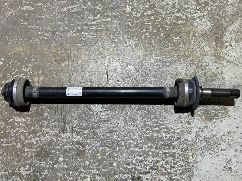 Полуось задняя правая