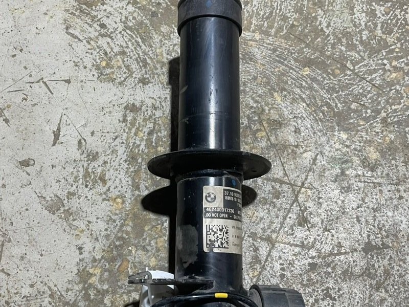 Амортизатор передний правый