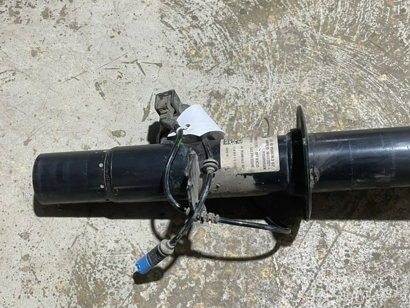 Амортизатор передний левый