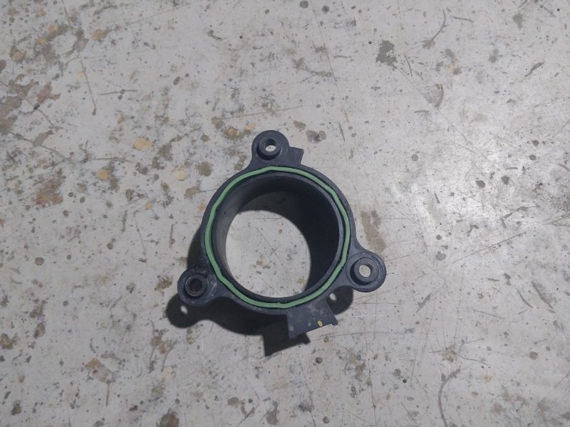 Патрубок радиатора