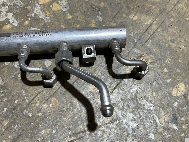 Рейка топливная (рампа)