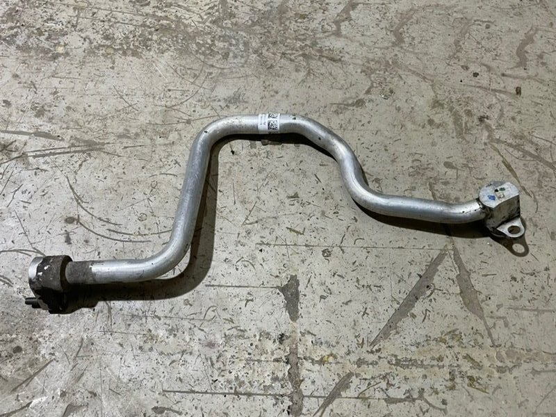 Трубка системы охлаждения