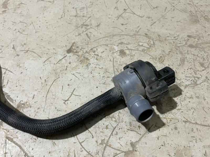 Клапан вентиляции топливного бака