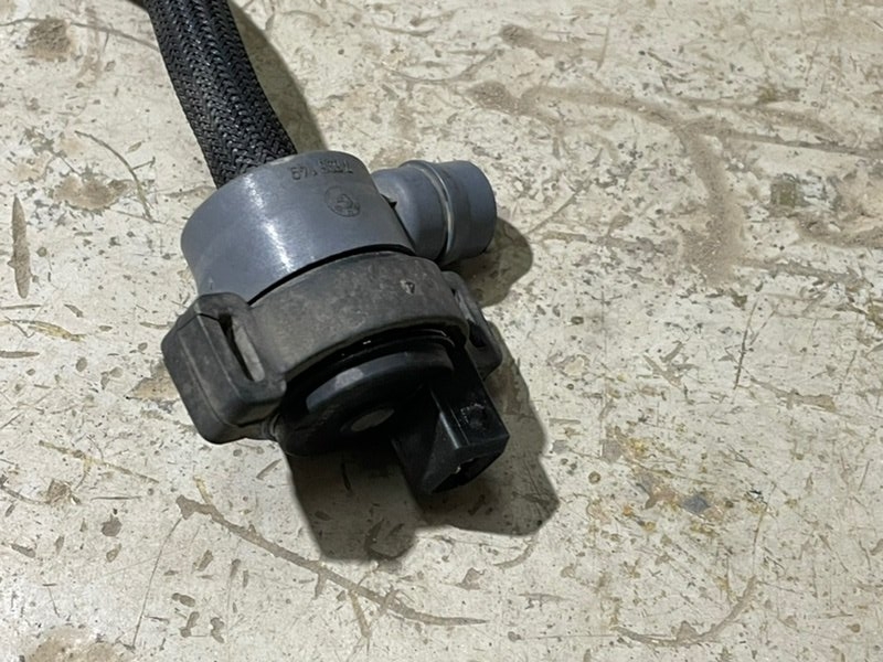 Клапан вентиляции топливного бака