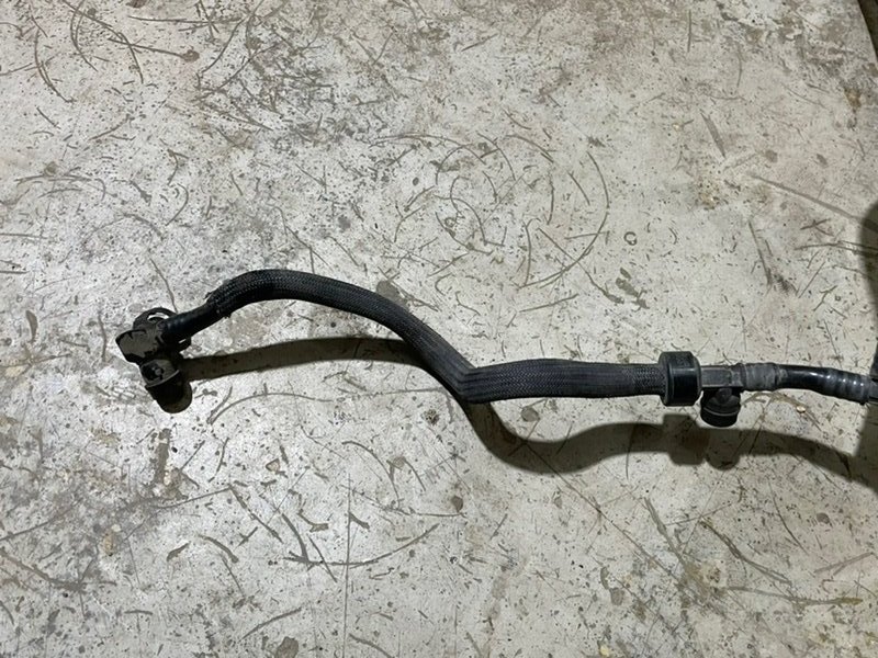 Трубка вентиляционная