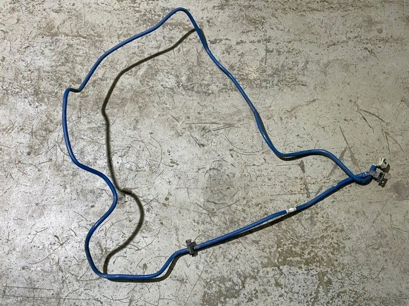 Трубка топливная