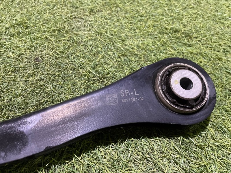 Рычаг задний левый