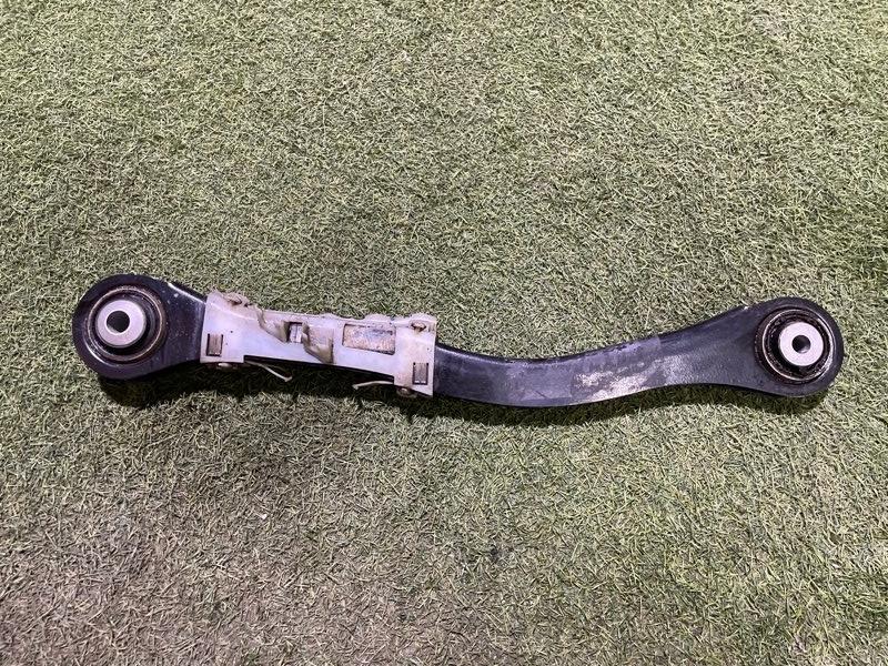 Рычаг задний правый