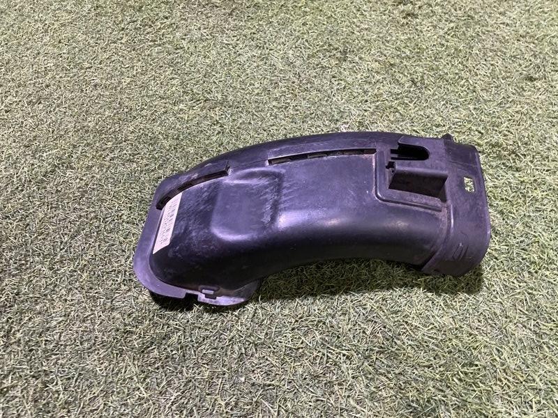 Патрубок воздушного фильтра