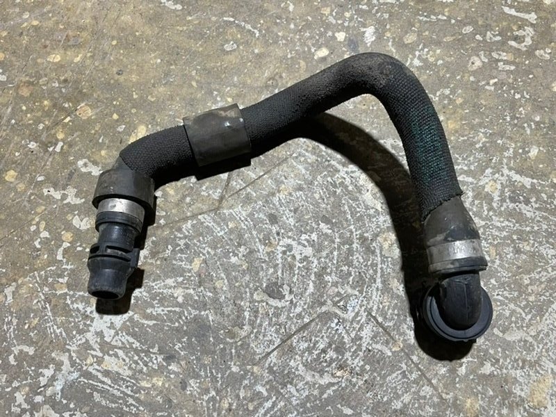 Шланг системы охлаждения