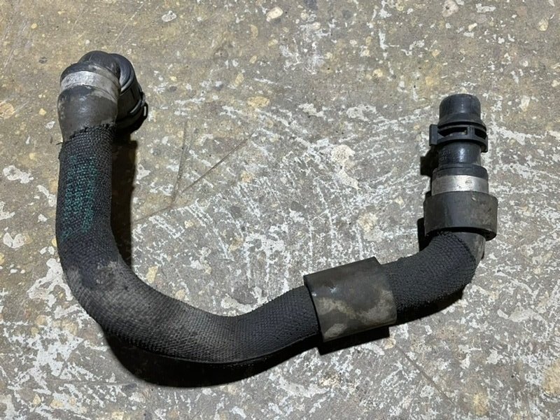 Шланг системы охлаждения