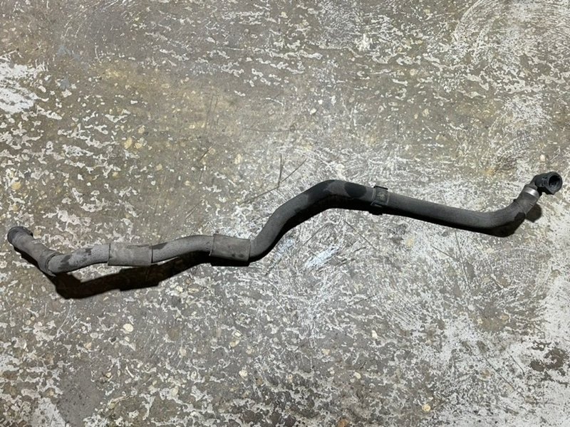 Шланг системы охлаждения