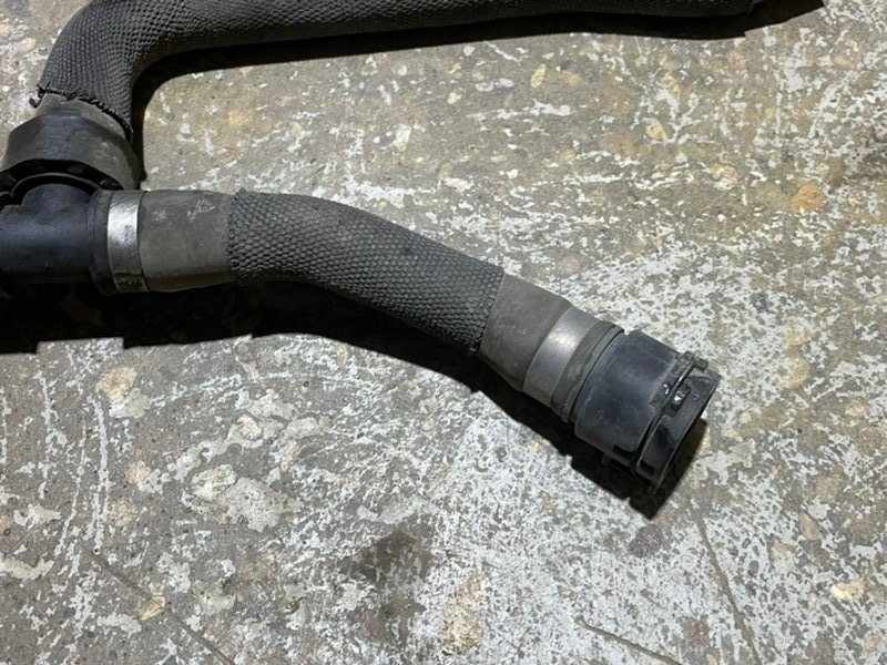 Шланг системы охлаждения